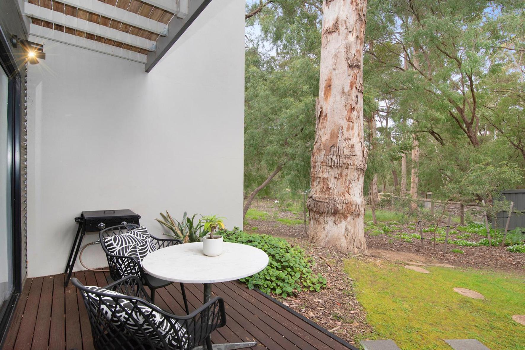 Margaret Forest Retreat Apartment 129 - Located Within Margaret Forest, In The Heart Of The Town Centre Of Margaret River, Spa Apartment! Extérieur photo